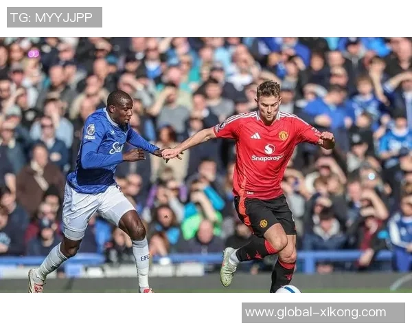 BBC分析科林斯红牌误判与滕哈赫前德里赫特送点事件惊人相似 BBC分析科林斯红牌误判与滕哈赫前德里赫特送点事件惊人相似