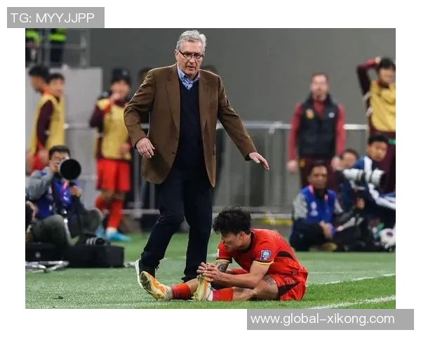 球迷怒斥谢文能表现糟糕呼吁其转型为网络红人