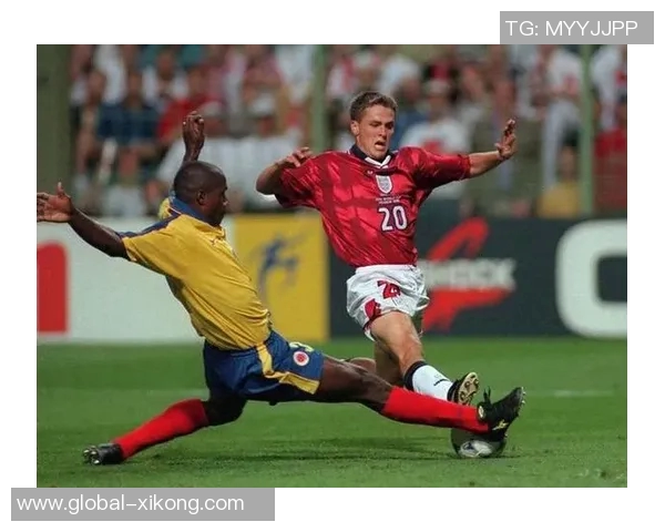 18岁谁更强欧文自信发言鲁尼表示尊重前辈观点