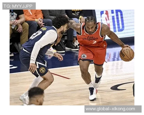 比尔盛赞莱昂纳德绝杀投篮震撼全场令人难以置信