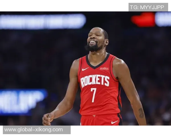 快船迎来赛季首个三连胜连续战胜湖人火箭与开拓者展现强劲实力